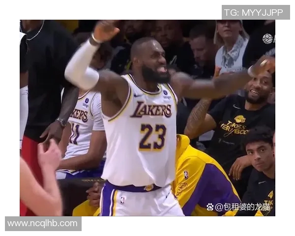 詹姆斯带领湖人队摆脱低谷，重回胜利轨道
